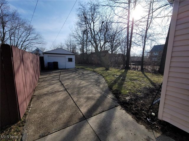 3545 E 149th Street, Cleveland, OH 44120