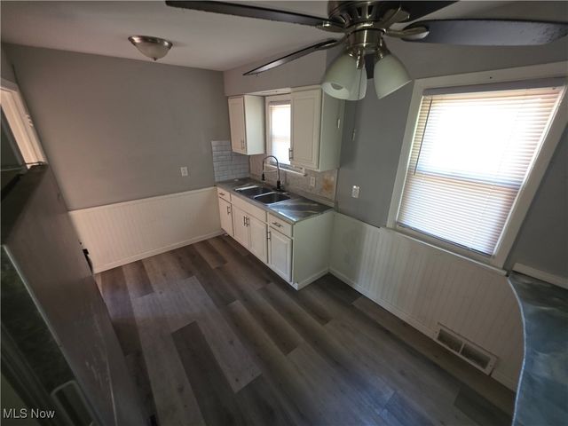 3545 E 149th Street, Cleveland, OH 44120