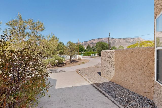 12050 Holly Avenue NE, Albuquerque, NM 87122
