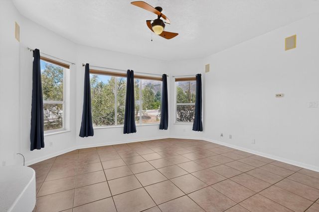 12050 Holly Avenue NE, Albuquerque, NM 87122