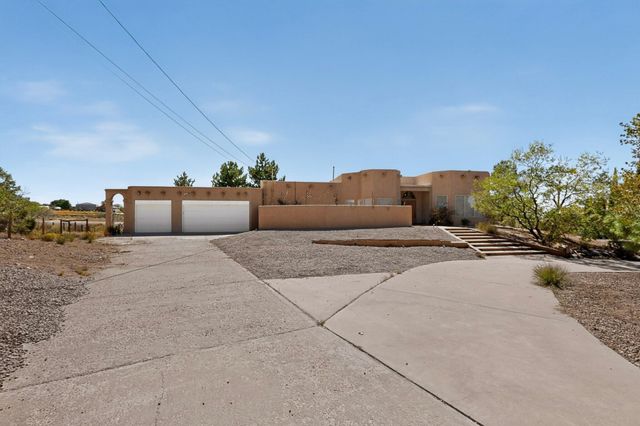 12050 Holly Avenue NE, Albuquerque, NM 87122