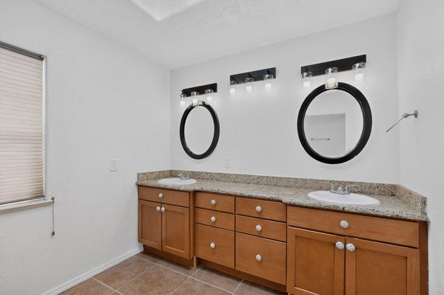 12050 Holly Avenue NE, Albuquerque, NM 87122