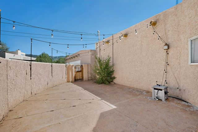 12050 Holly Avenue NE, Albuquerque, NM 87122