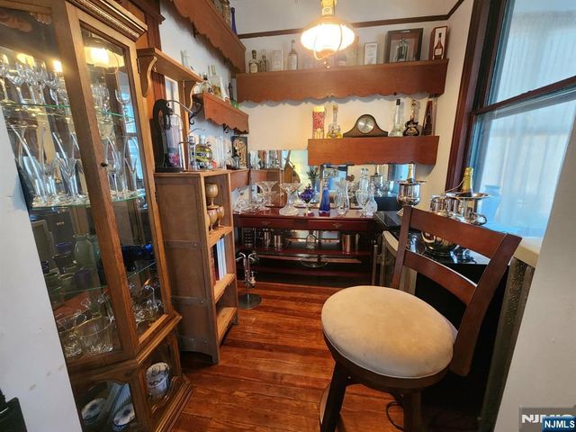 31 Union Place, North Arlington, NJ 07031