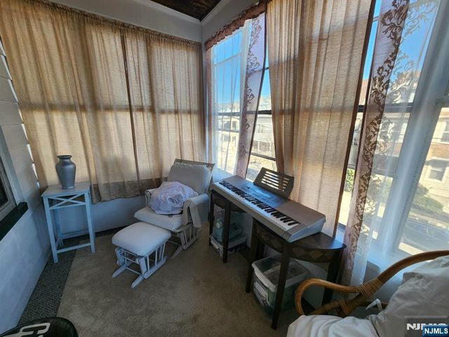 31 Union Place, North Arlington, NJ 07031