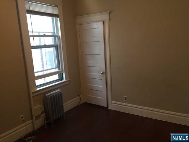 31 Union Place, North Arlington, NJ 07031