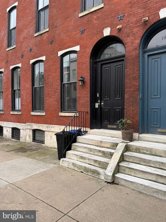 1916 CHRISTIAN ST #A, PHILADELPHIA, PA 19146 — exterior
