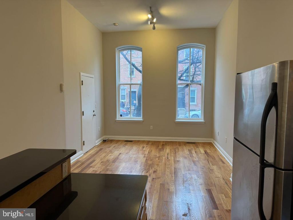 1916 CHRISTIAN ST #A, PHILADELPHIA, PA 19146 — photo 2
