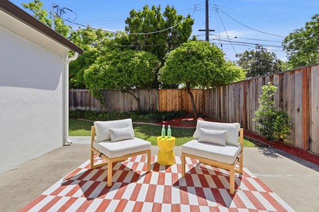 383 Burnett Avenue, Santa Clara, CA 95051