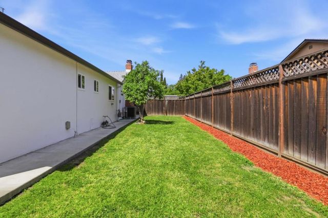 383 Burnett Avenue, Santa Clara, CA 95051