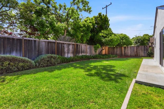 383 Burnett Avenue, Santa Clara, CA 95051