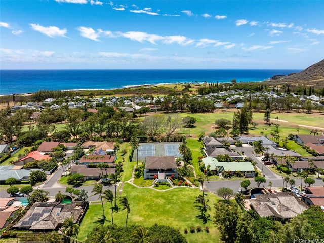 7821 Makaaoa Place, Honolulu, HI 96825