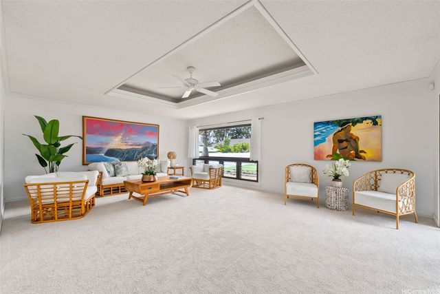 7821 Makaaoa Place, Honolulu, HI 96825