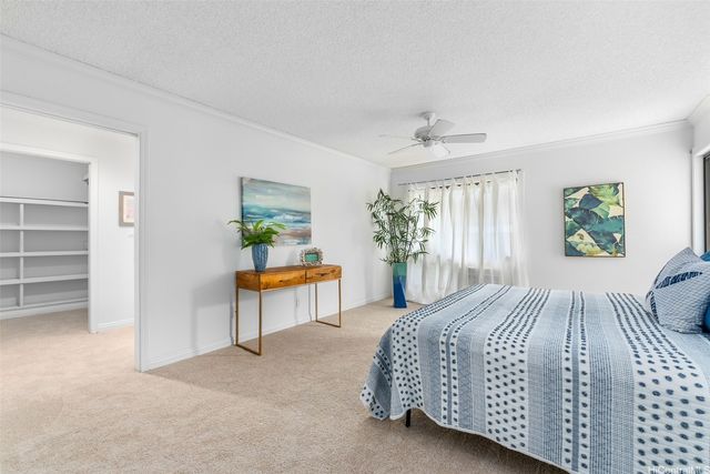 7821 Makaaoa Place, Honolulu, HI 96825