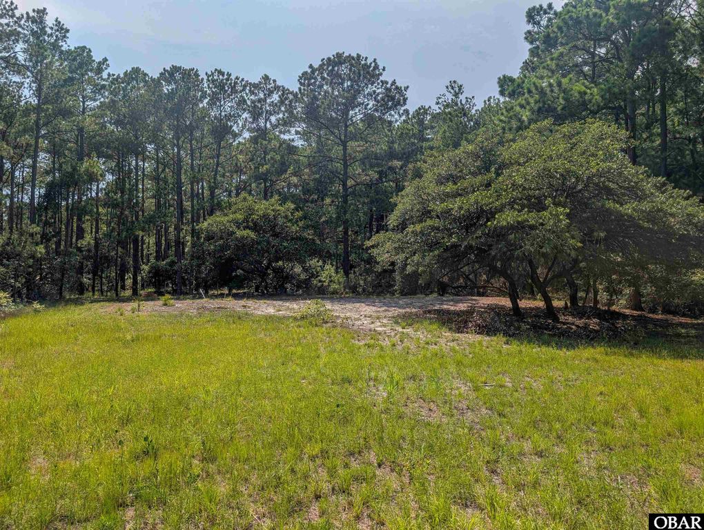 Image 10 of property listing at 2366 Swan Island Road Lot 5, Corolla, NC 27927