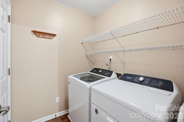 9912 Park Springs Court, Charlotte, NC 28210