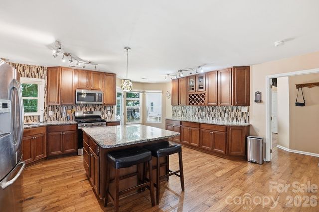 9912 Park Springs Court, Charlotte, NC 28210