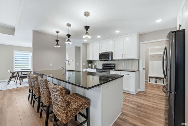 12179 Bellino Crossing, Fort Wayne, IN 46818
