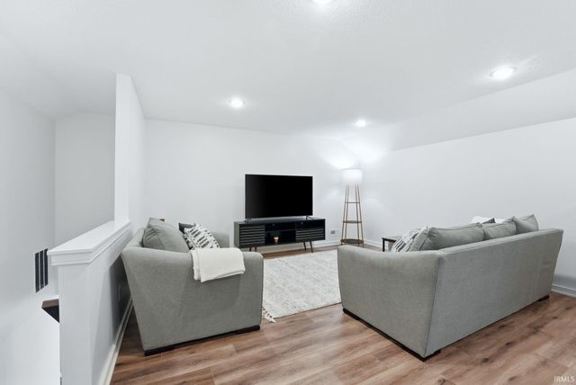 12179 Bellino Crossing, Fort Wayne, IN 46818