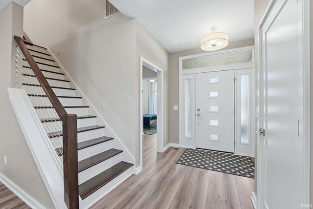 12179 Bellino Crossing, Fort Wayne, IN 46818
