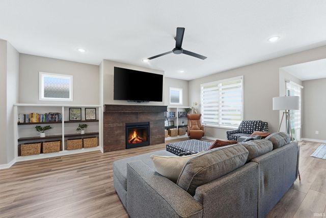 12179 Bellino Crossing, Fort Wayne, IN 46818