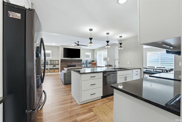 12179 Bellino Crossing, Fort Wayne, IN 46818