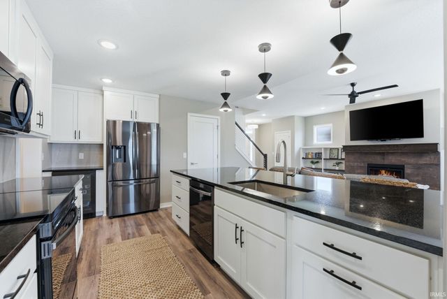 12179 Bellino Crossing, Fort Wayne, IN 46818
