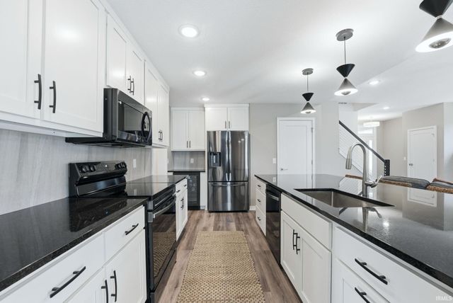 12179 Bellino Crossing, Fort Wayne, IN 46818