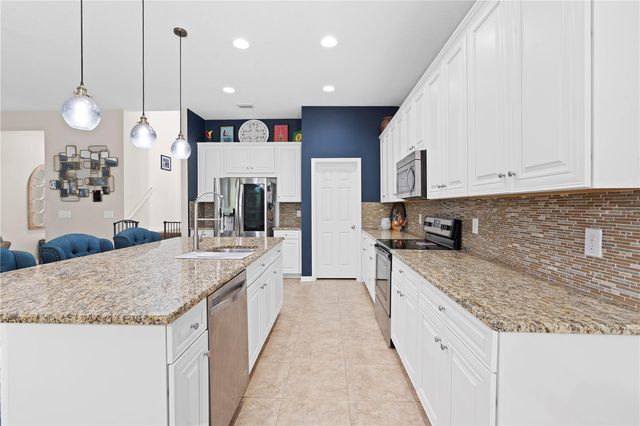 11814 CROSS VINE DRIVE, Riverview, FL 33579