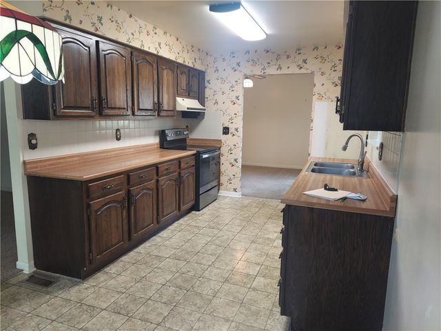 7554 Roselake Drive, Butler Twp, OH 45414