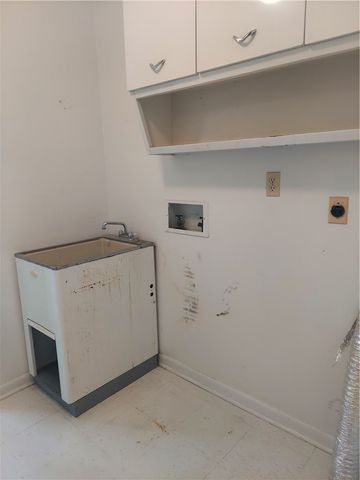 7554 Roselake Drive, Butler Twp, OH 45414