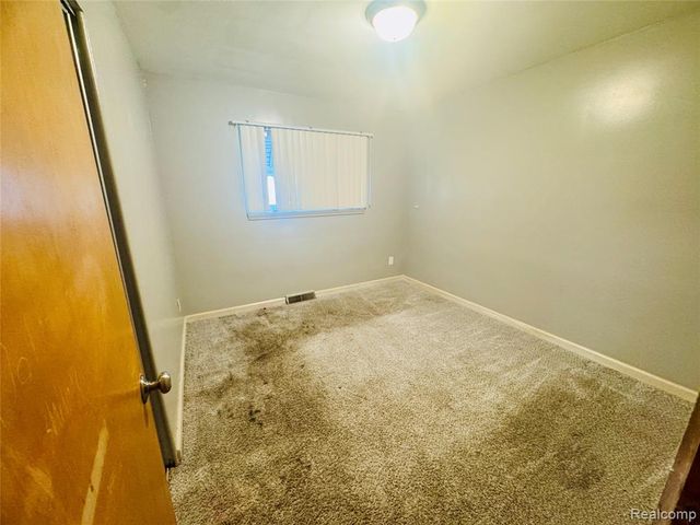 28142 Liberty Drive, Warren, MI 48092