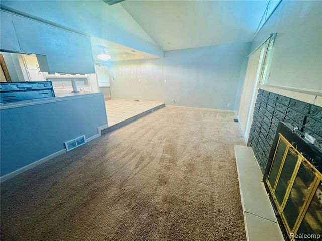 28142 Liberty Drive, Warren, MI 48092