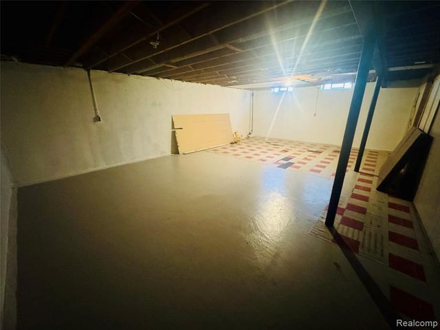 28142 Liberty Drive, Warren, MI 48092