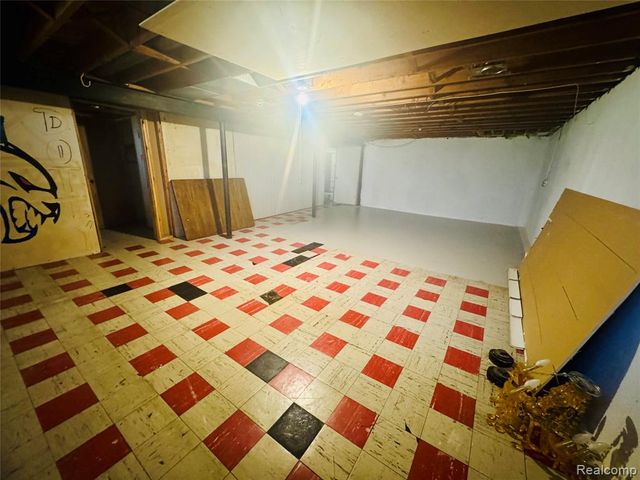 28142 Liberty Drive, Warren, MI 48092