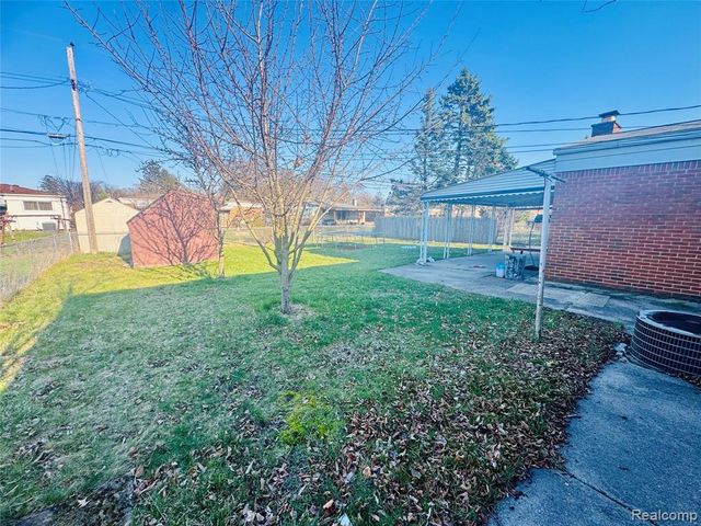 28142 Liberty Drive, Warren, MI 48092