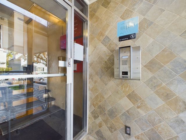 18 Glencoe Street 42, Boston, MA 02135