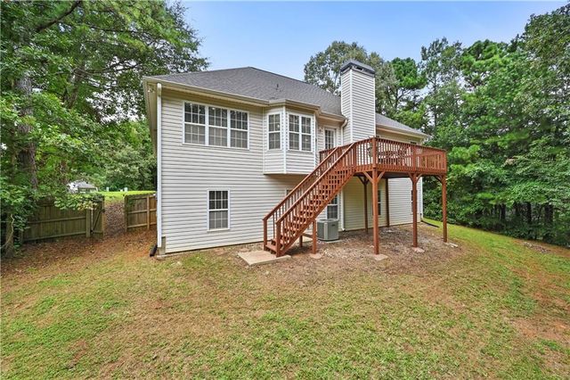 422 Enclave Drive, Powder Springs, GA 30127