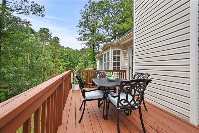 422 Enclave Drive, Powder Springs, GA 30127