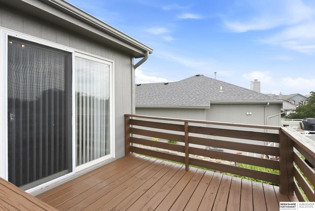 1905 Yorktown Street, Bellevue, NE 68123