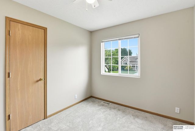 1905 Yorktown Street, Bellevue, NE 68123