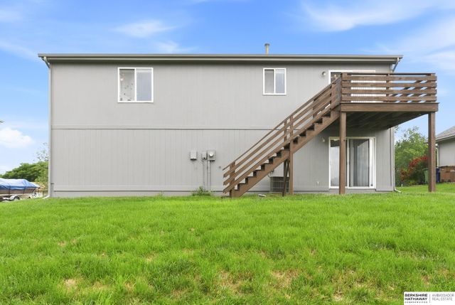 1905 Yorktown Street, Bellevue, NE 68123