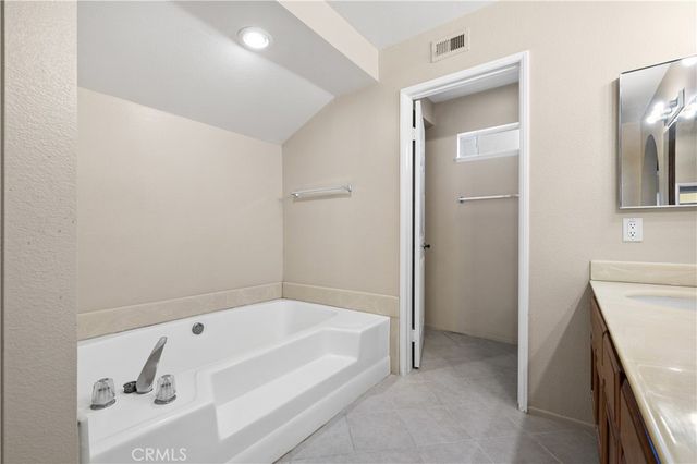 1000 Heaton Moor, Walnut, CA 91789