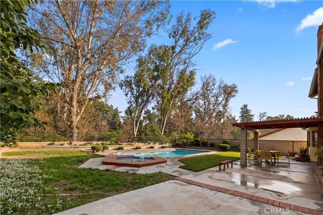 1000 Heaton Moor, Walnut, CA 91789