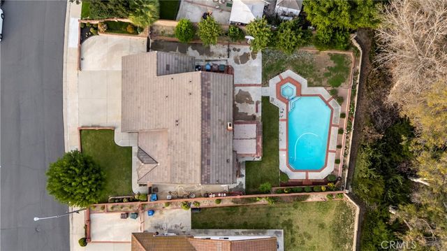 1000 Heaton Moor, Walnut, CA 91789