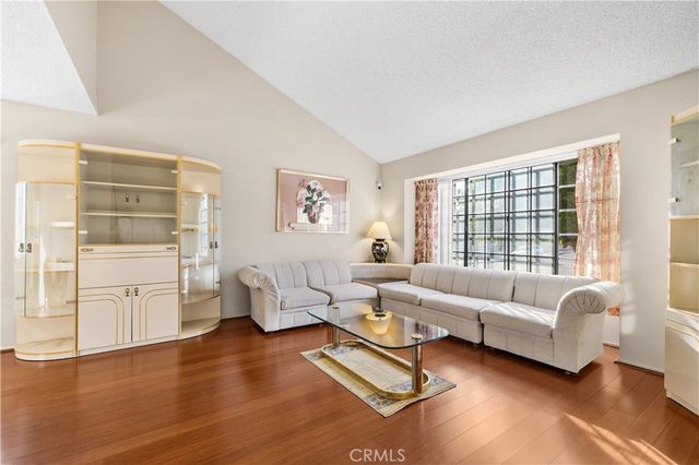 1000 Heaton Moor, Walnut, CA 91789