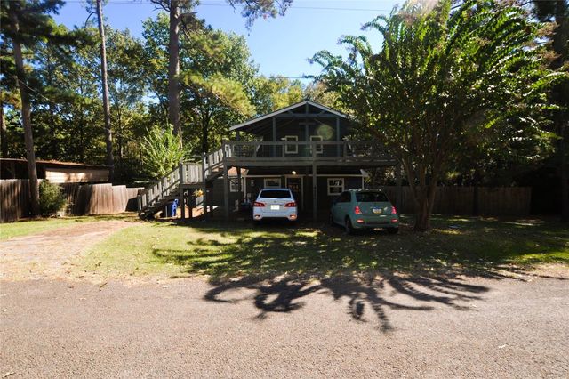 458 Rain Forest Road, Onalaska, TX 77360