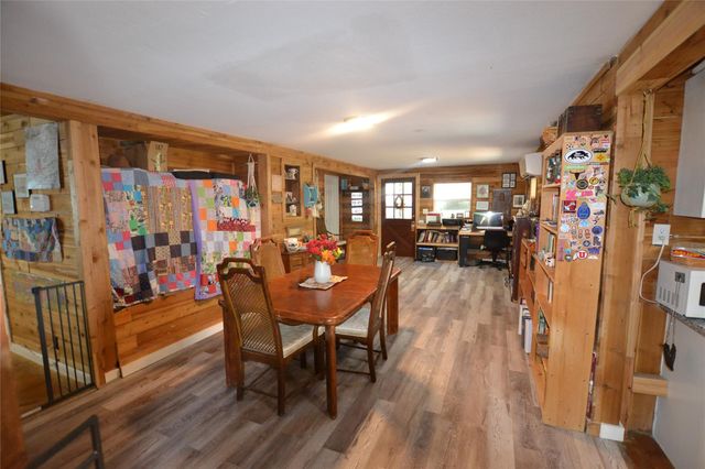 458 Rain Forset Road, Onalaska, TX 77360