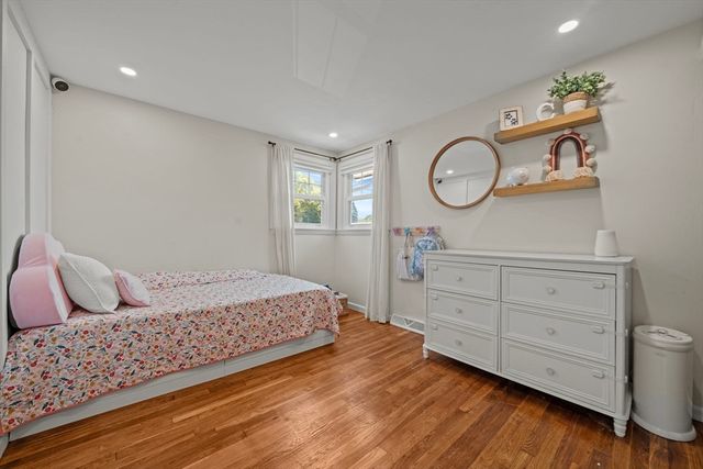 19 Magnolia St, Saugus, MA 01906