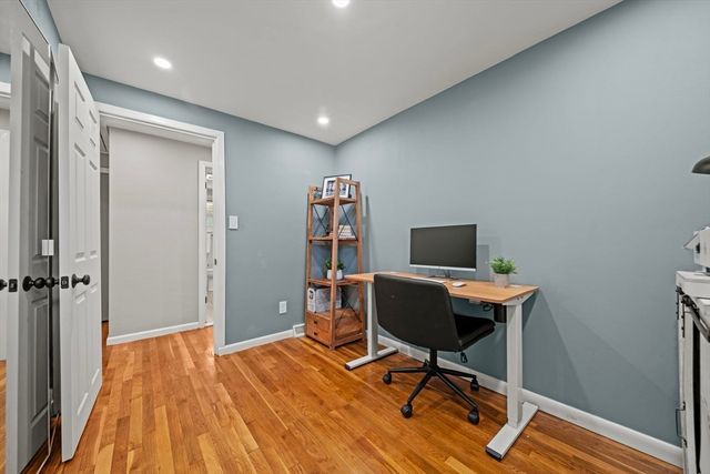 19 Magnolia St, Saugus, MA 01906